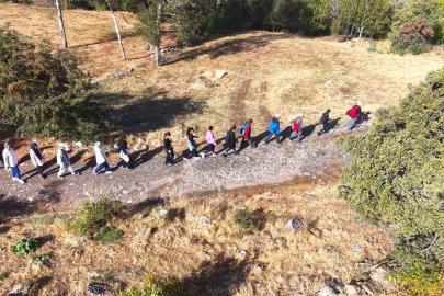 Muş’ta doğaseverler Dünya Yürüyüş Günü’nde 10 kilometre yürüdü