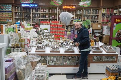 Muş’ta havalar soğudu, aktarlarda yoğunluk arttı