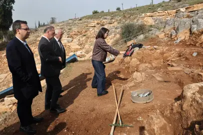Nilüfer'de Gölyazı Tiyatro Alanı gün yüzüne çıkıyor