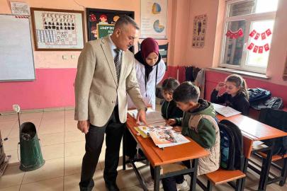 Patnos Gazeteciler Cemiyeti’nden öğrencilerine çanta ve kırtasiye desteği
