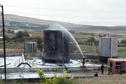 Petrol sahasında çıkan yangın söndürüldü