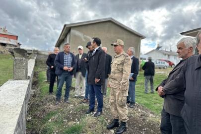 Refahiye Kaymakamı Taşkıran Kalkancı köyünde vatandaşlarla buluştu
