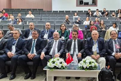 Rektör Hacımüftüoğlu, 6. uluslararası aşı bilimi kongresine katıldı