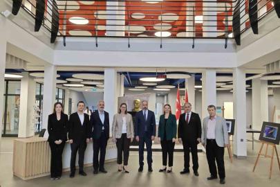 Rektör Şevli, Özel Eren Fen ve Teknoloji Lisesini ziyaret etti