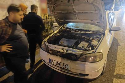 Seyir halindeki otomobilde yangın