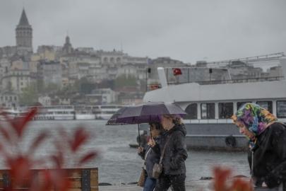 Sıcaklık düşüyor, kuvvetli sağanak geliyor. İstanbul'da akşam saatlerine dikkat
