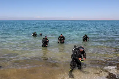 Su altı arama kurtarma ekibi görev başında