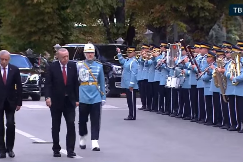 TBMM açılıyor. Cumhurbaşkanı Erdoğan yeni yasama yılı için Meclis'te