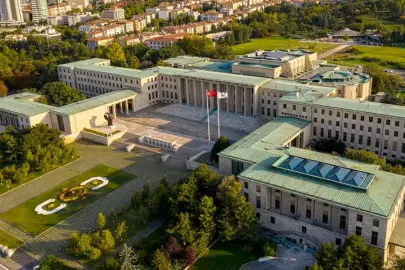 TBMM'de yeni dönem yoğun gündemle başlıyor... Kızılay Kanunu teklifi ve Merkez Bankası sunumu gündemde