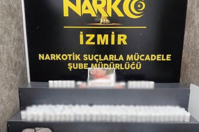 Torbalı’da toprağa gömülü 17 bin 528 sentetik ecza ele geçirildi