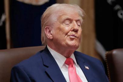 Trump’tan İran’a petrol suçlaması 