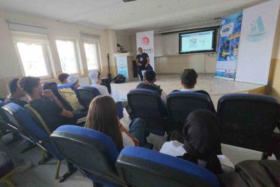 Van Gölü’nün gizemini keşfedecek gençlerin su altı yolculuğu başladı