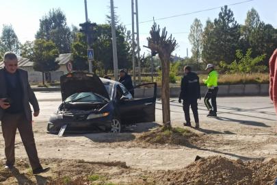 Van’da 1 kişinin öldüğü, 4 kişinin yaralandığı kazanın güvenlik kamerası görüntüleri ortaya çıktı