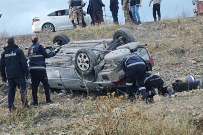 Van’da otomobil takla attı: 2 yaralı