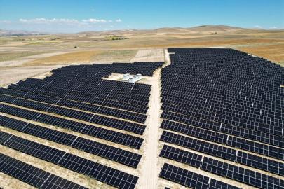 Yeşil dönüşüme güneş enerjisiyle katkı